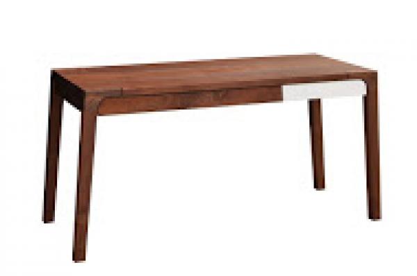 winnie desk