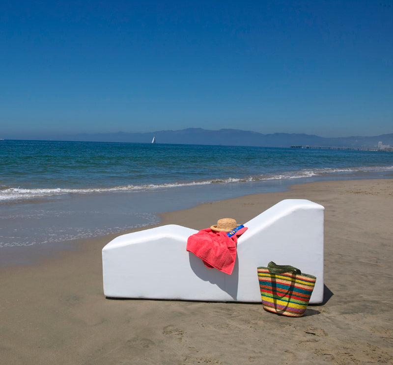 Wave Chaise
