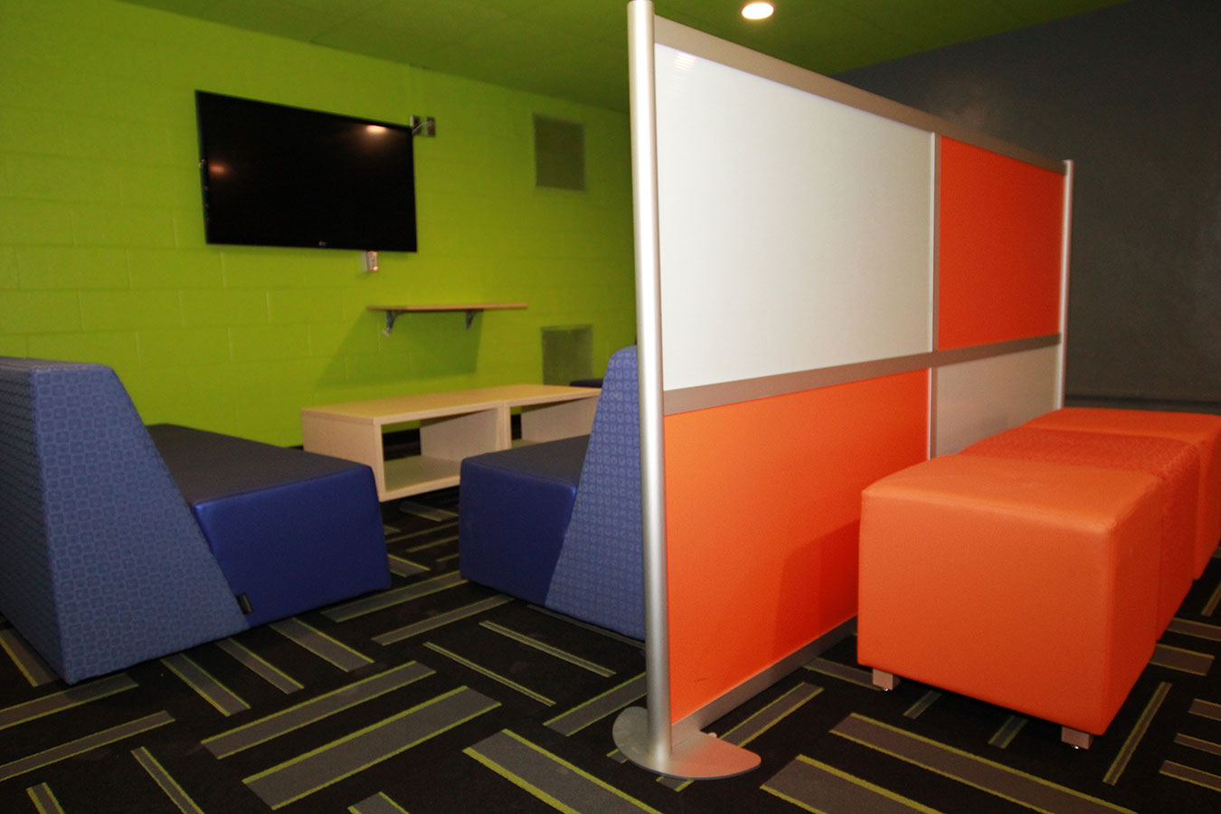 LOFTwall 8 short room divider