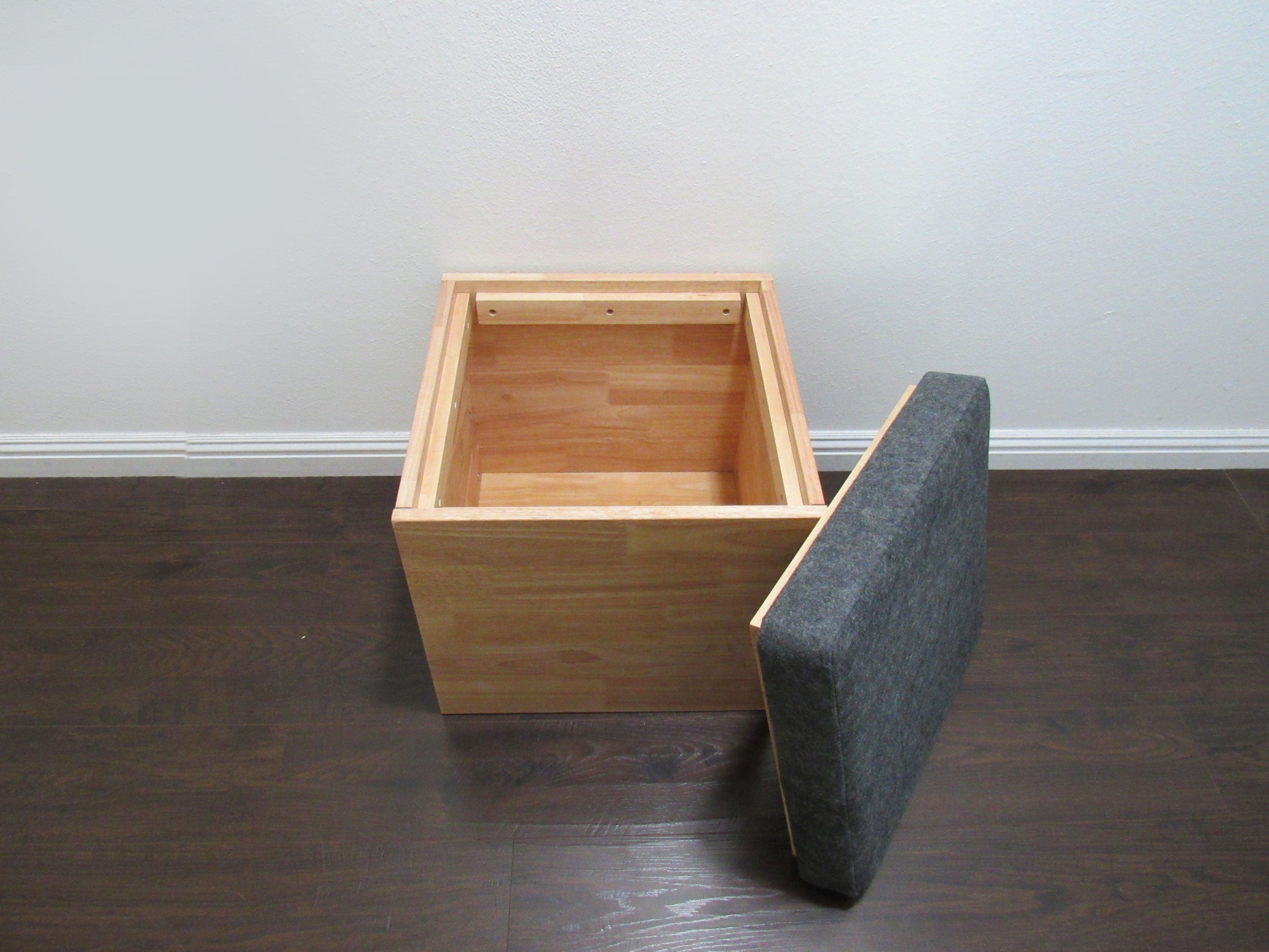 Zuma Para Storage Cube Stool