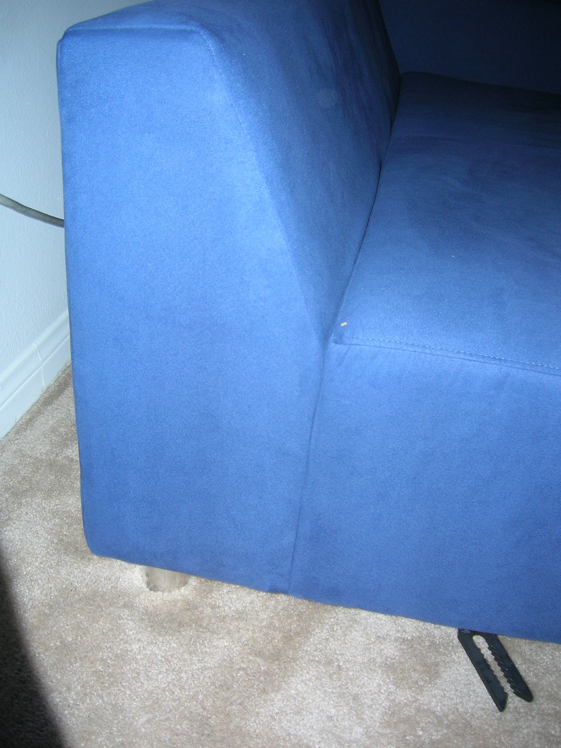 Larissa Sectional Sofa